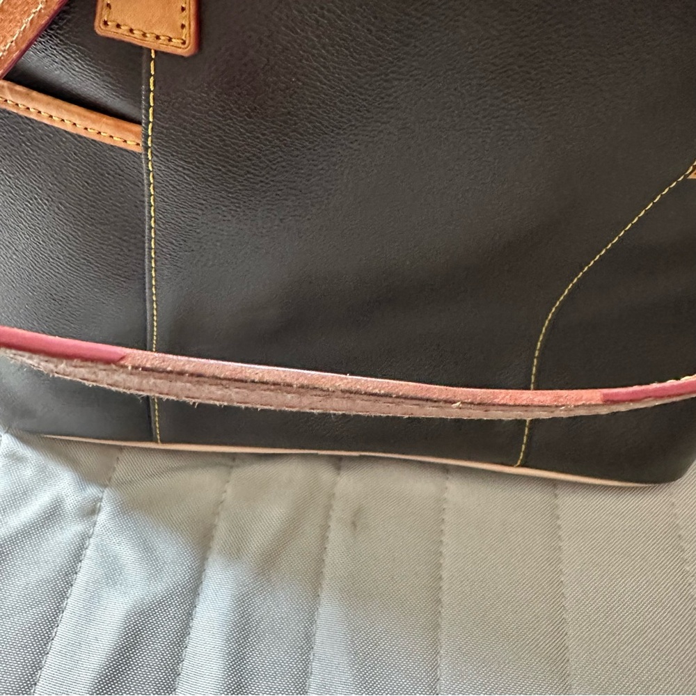 Dooney & Bourke • Brown Leather Tote Bag - Picture 3 of 14